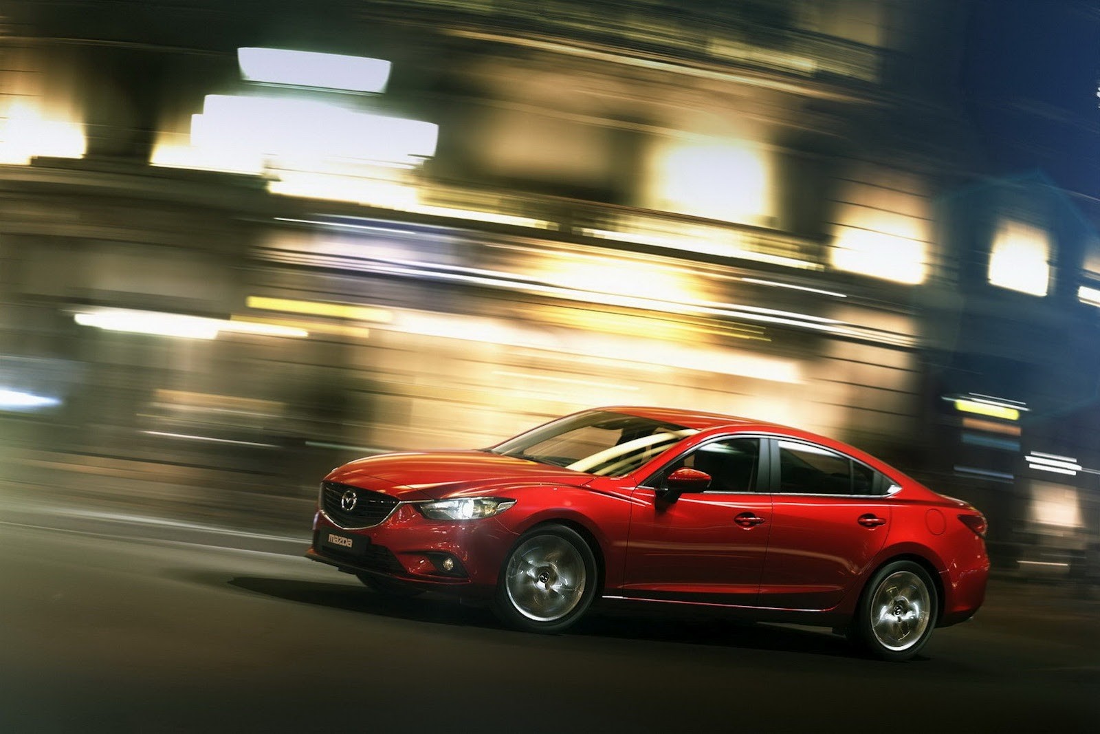 Wiemy jak jeździ nowa Mazda 6: nareszcie ma to coś!