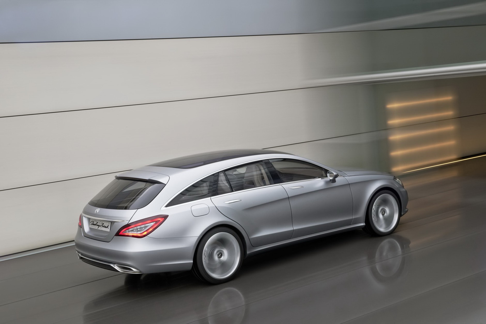 Pekin 2010: Mercedes-Benz Shooting Break Concept - nowy CLS jako sportowe kombi