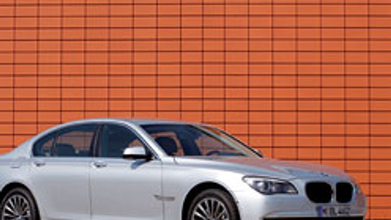 Genewa 2009: premiera BMW 730Ld - komfort i niskie spalanie