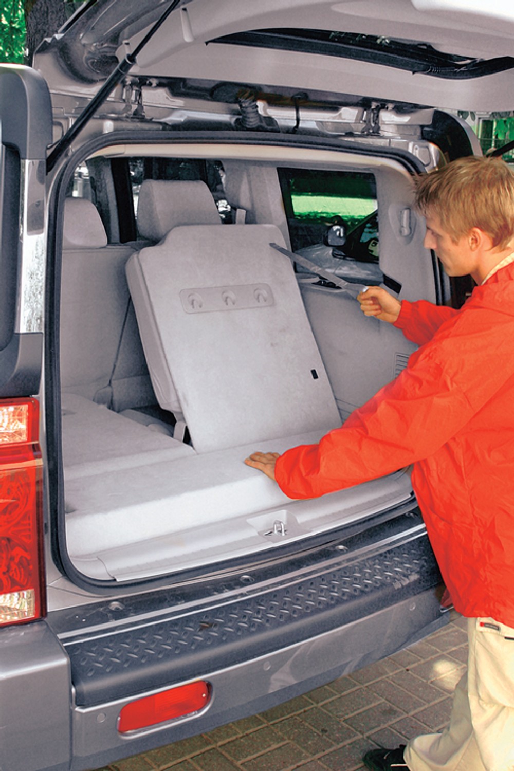 Mercedes ML, Jeep Commander - Różne wizje klasy   SUV