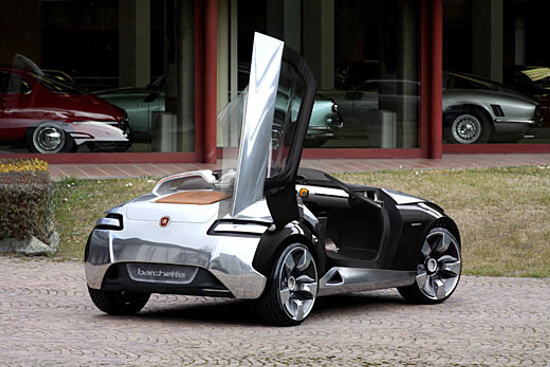 Genewa 2007: Bertone Barchetta – prezent urodzinowy