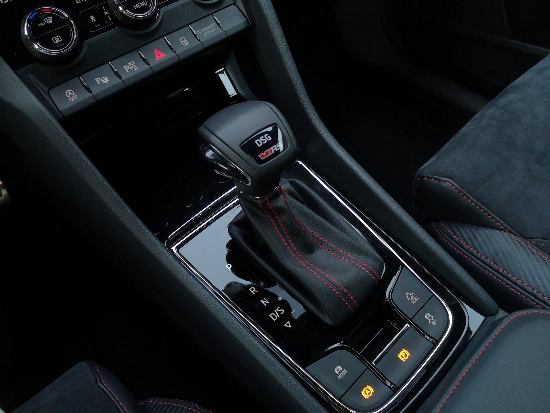 Skoda Kodiaq RS 2019: Napęd przekazywany jest za pośrednictwem 7-biegowej skrzyni DSG