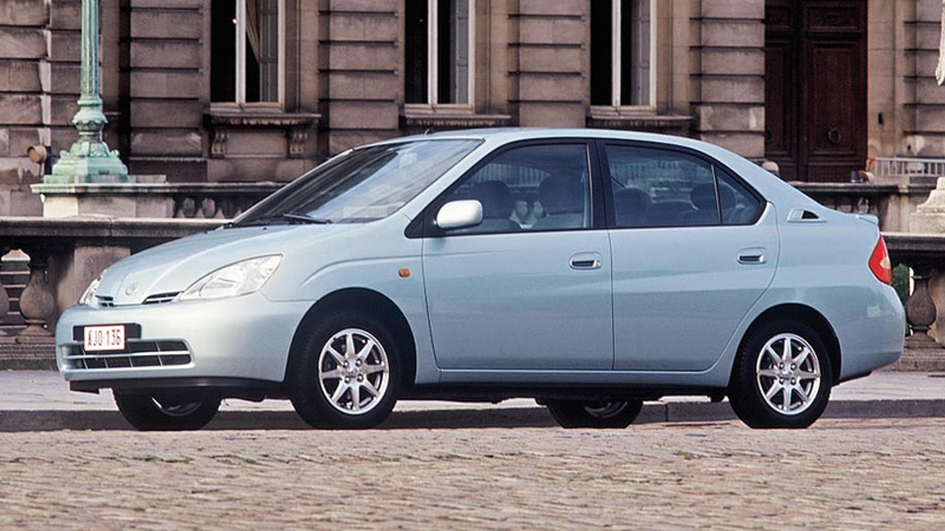 Toyota: ponad milion sprzedanych Priusów