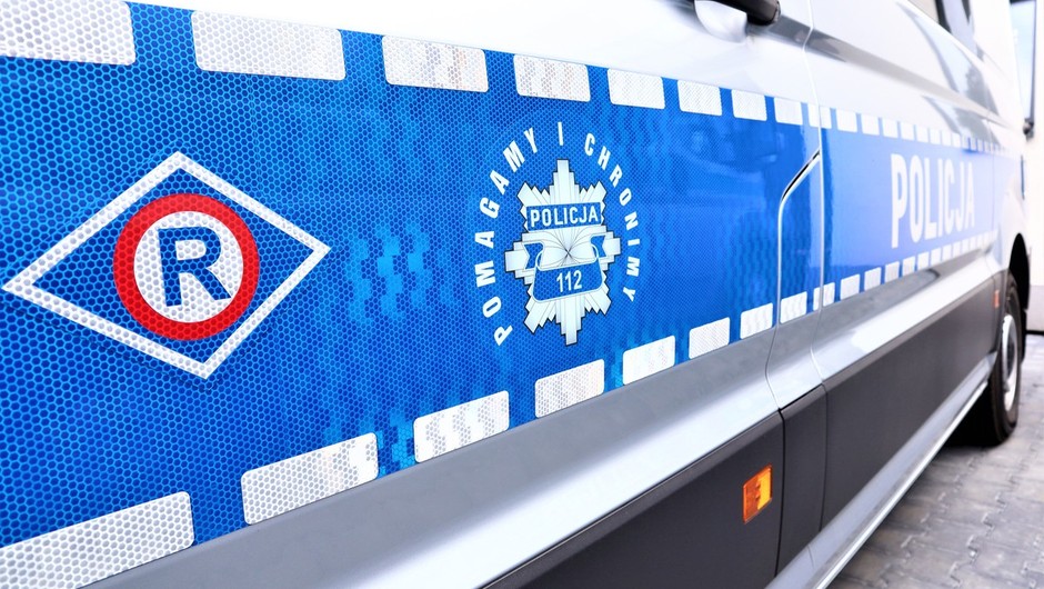 Obraz pochodzący z serwisu https://tychy.policja.gov.pl/k27/informacje/wiadomosci/388804,Potracenie-na-oznakowanym-przejsciu-dla-pieszych-apelujemy-o-ostroznosc-za-kiero.html