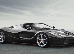 LaFerrari Spider na pierwszych zdjęciach