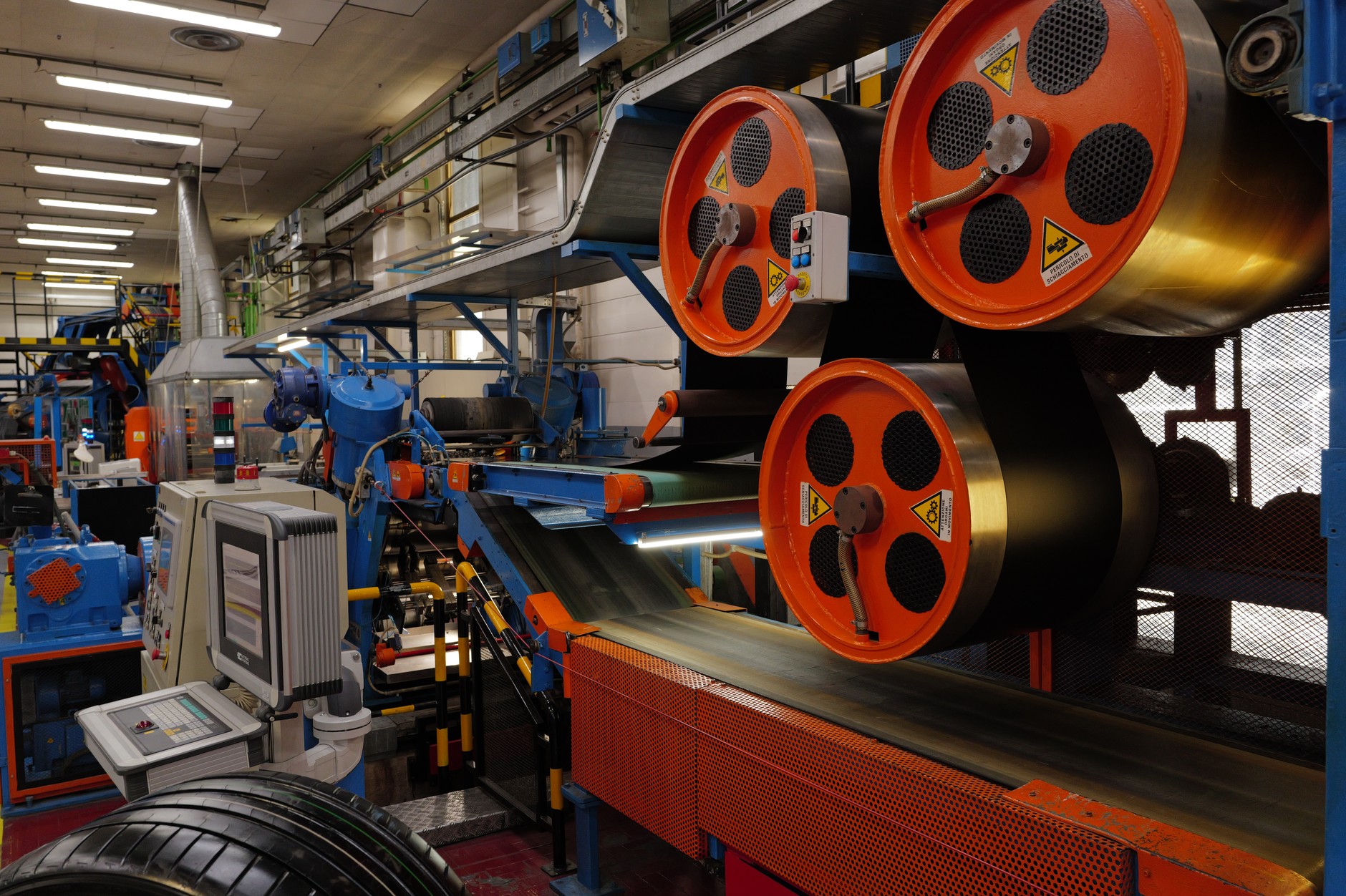 Centrum badawczo-rozwojowe i fabryka Bridgestone'a we Włoszech