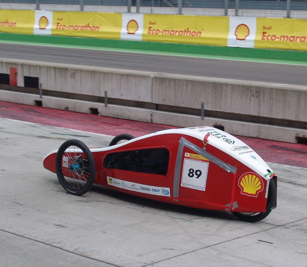Shell Eco-marathon 2011: ile km na 1 litrze?