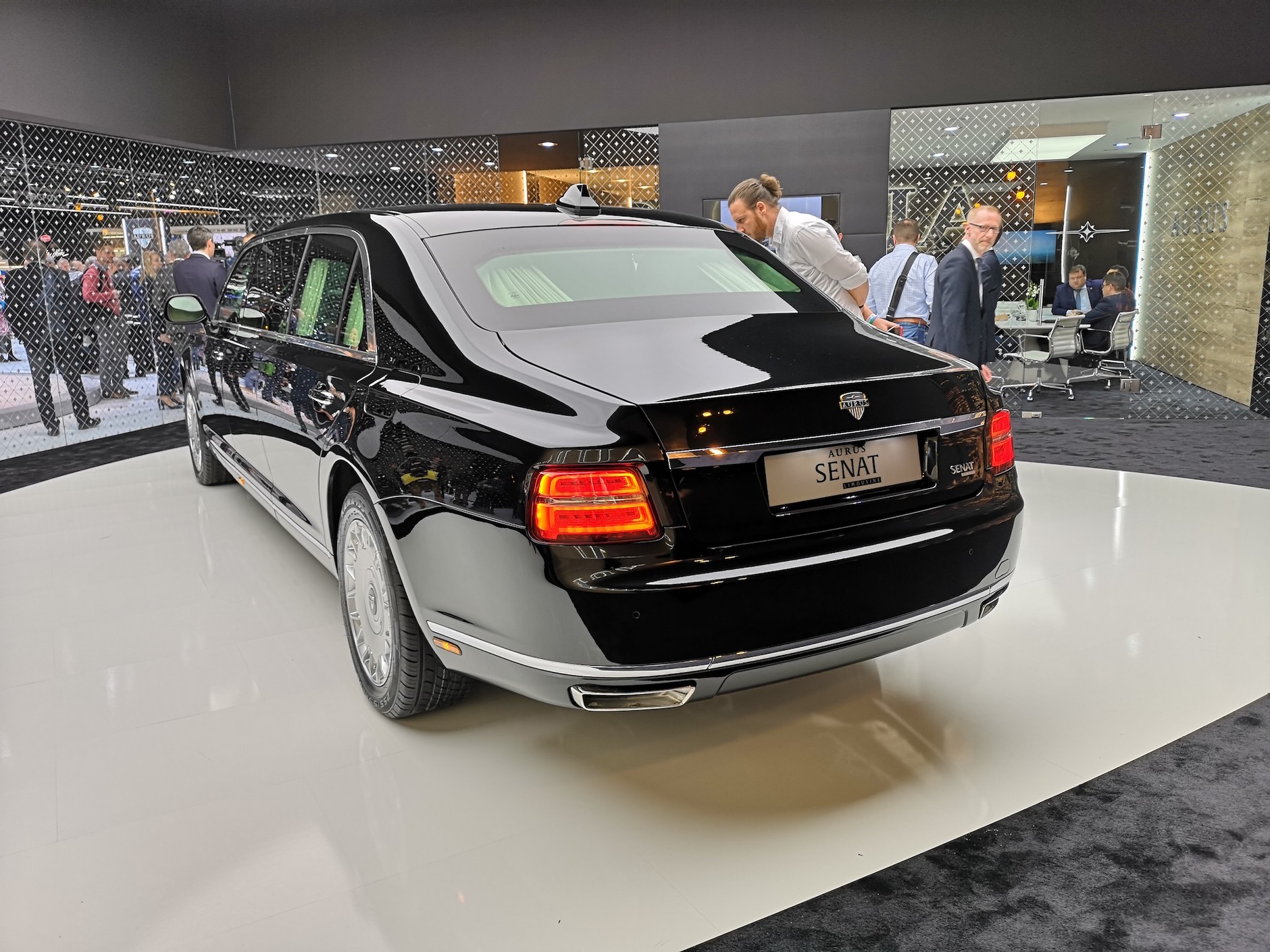 Aurus Senat