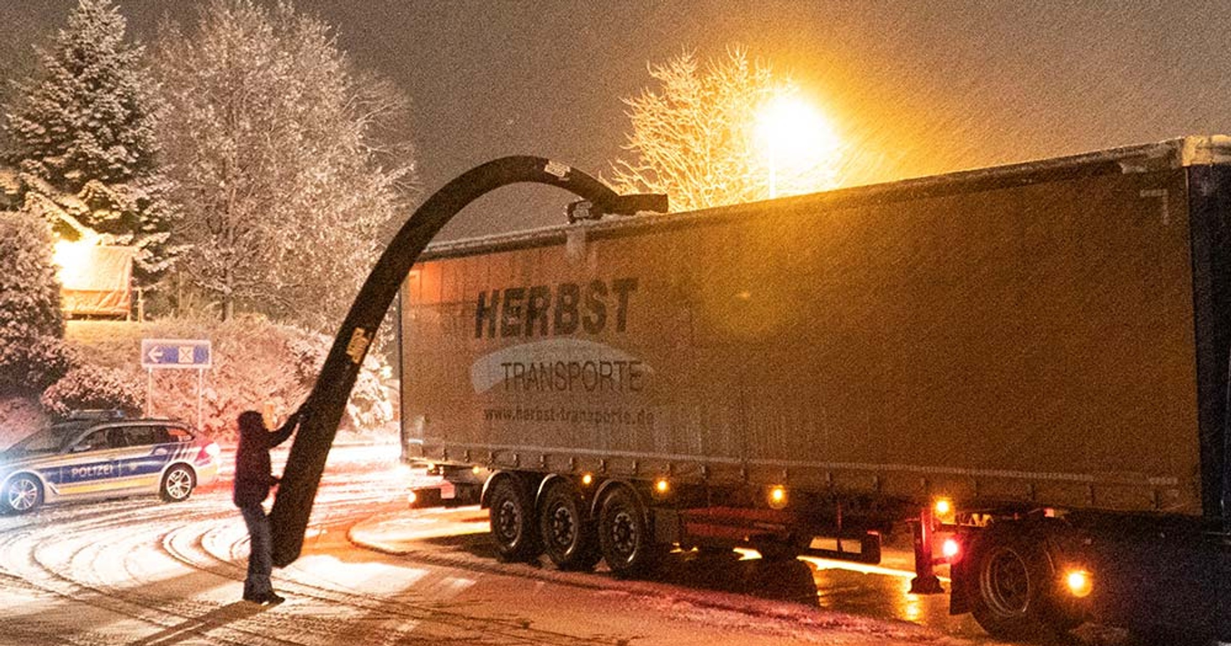 TruckTollo Dozer. Nadmuchiwana ściągaczka do śniegu i lodu