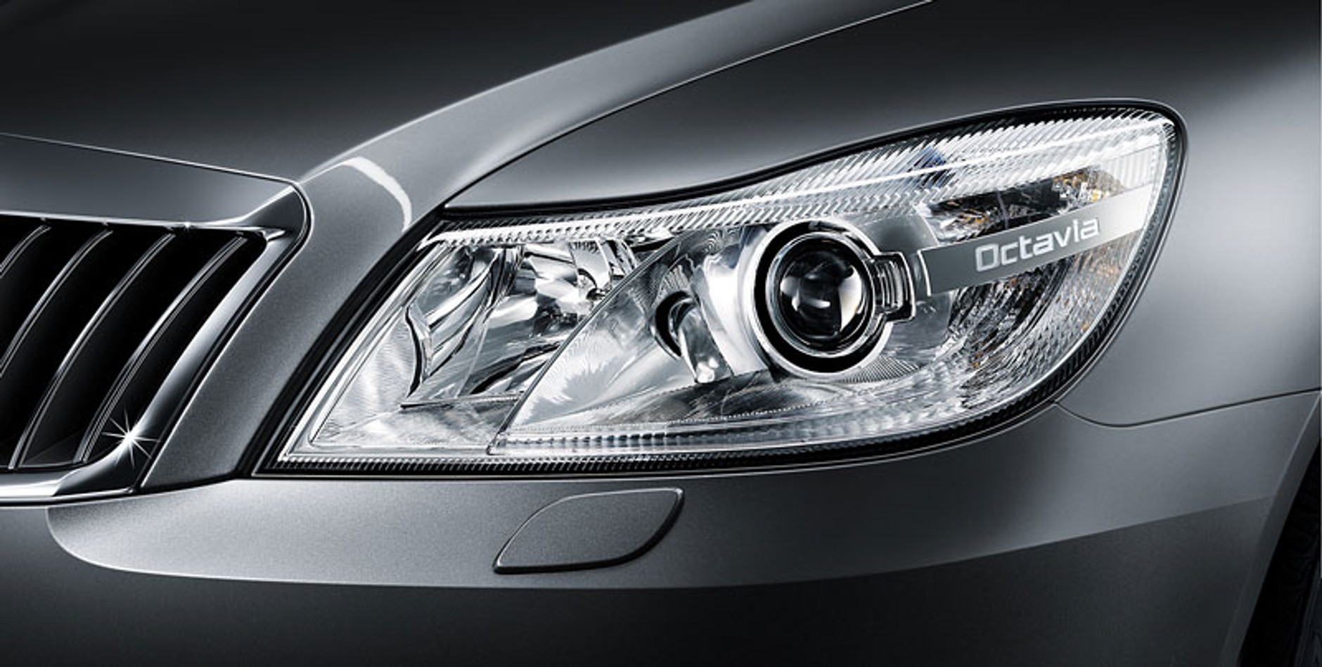 Pekin 2010: Škoda Octavia w Chinach - diody z tyłu, drewno w środku i zmodyfikowane silniki