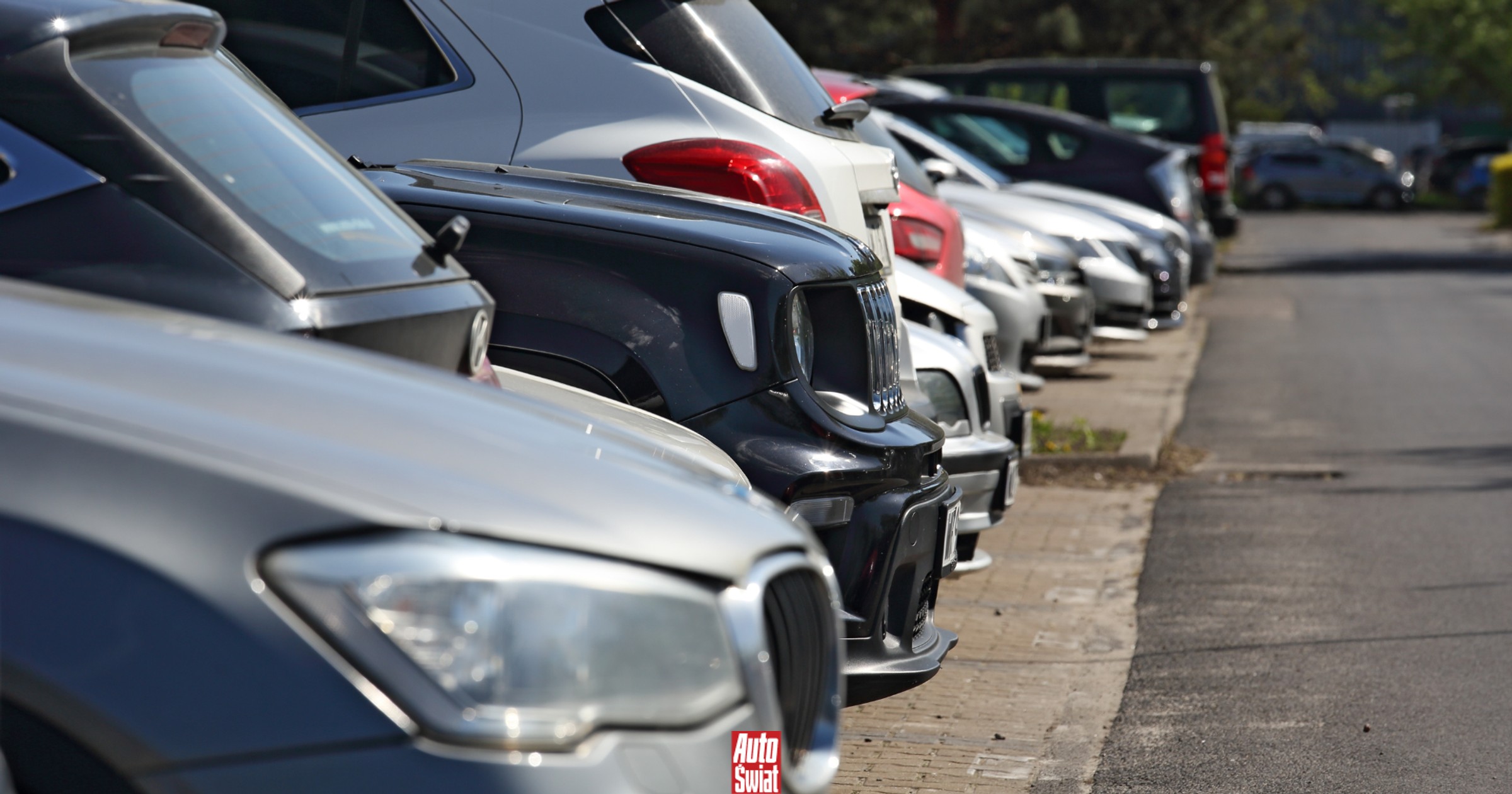 Po tym rozpoznasz doświadczonego kierowcę. Dlatego zawsze parkują tyłem
