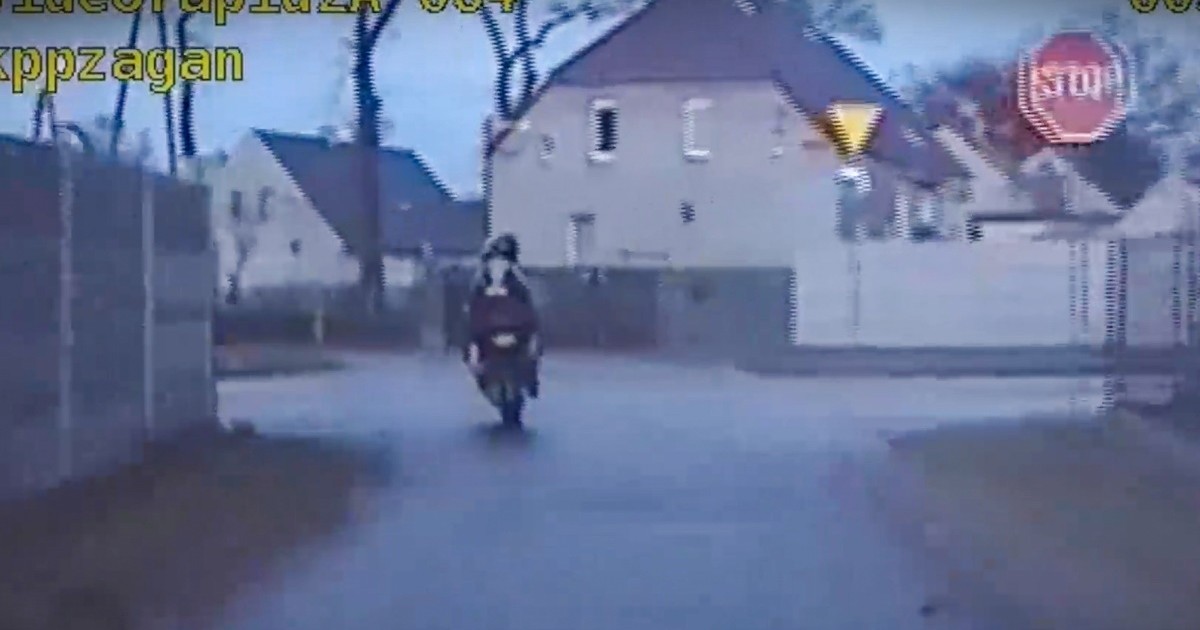 Policyjny pościg za motocyklistą