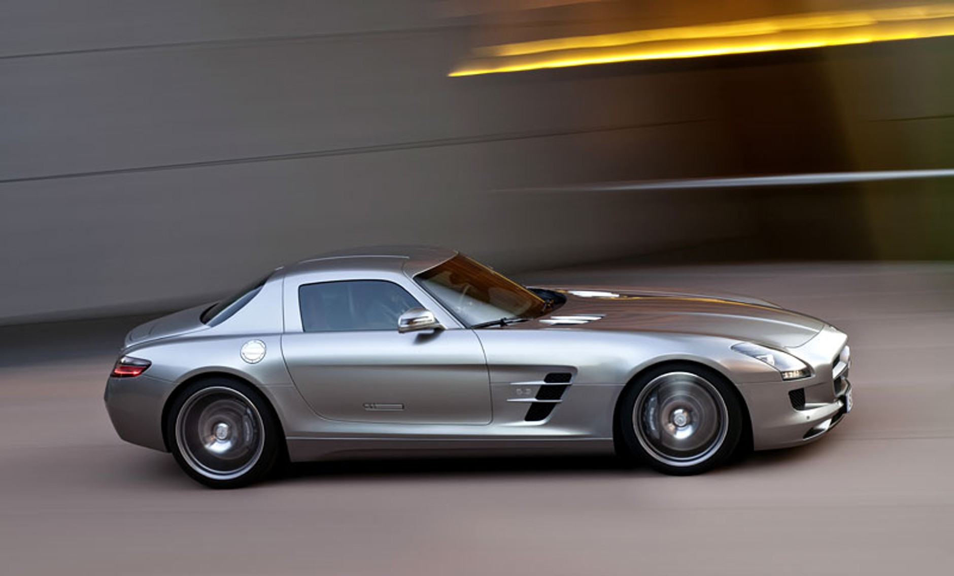 Mercedes-Benz SLS: już do kupienia za 725 tys. zł
