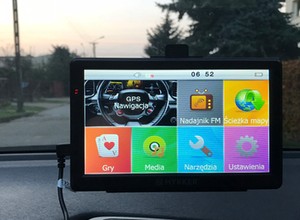 Test: tania nawigacja z Biedronki – Hykker myNavi