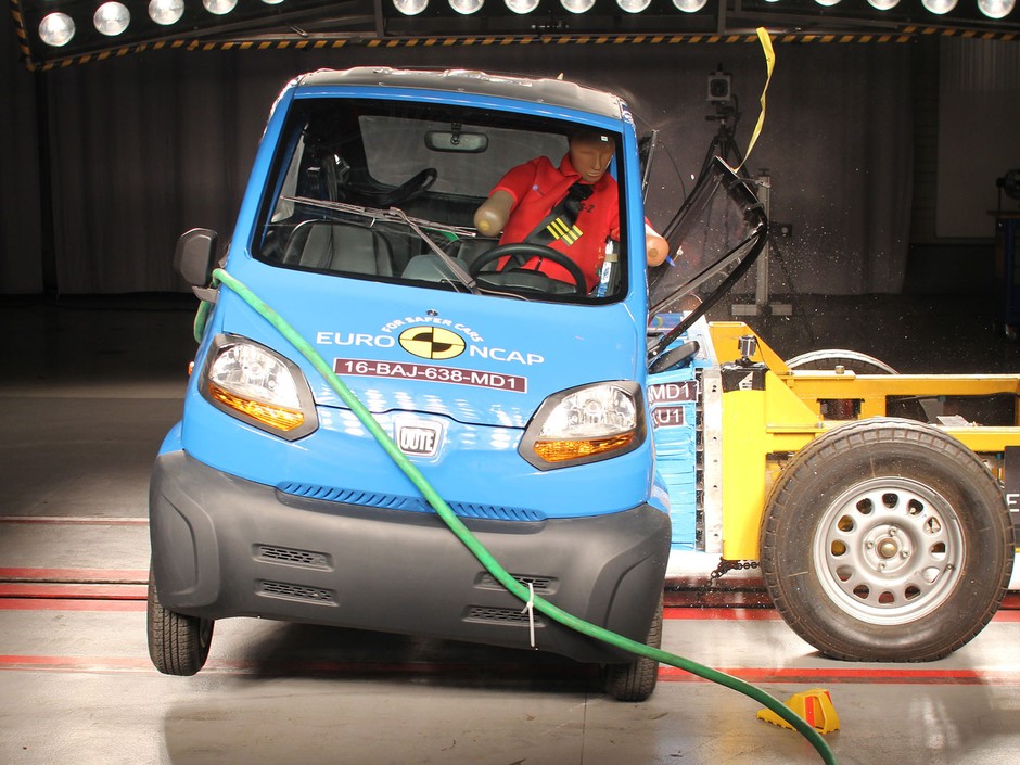 Bajaj Qute