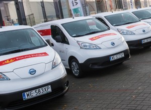 Poczta Polska będzie dostarczać paczki elektrycznymi busami