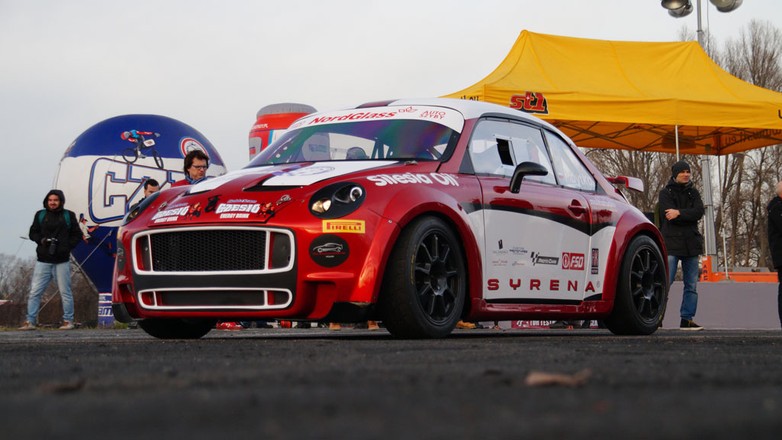 Syrena Meluzyna R zadebiutuje na Karowej