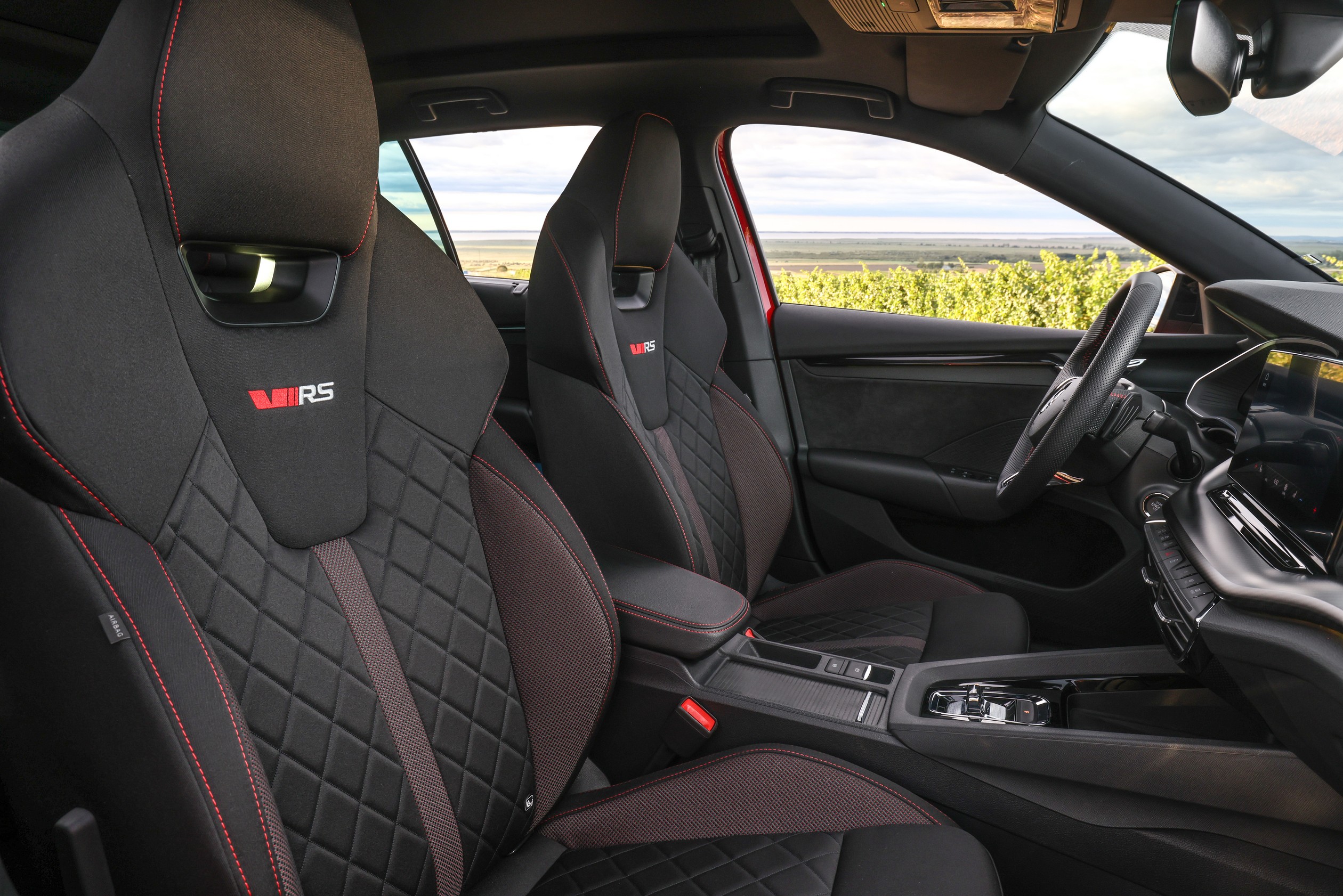 Skoda Octavia RS iV - sportowe fotele