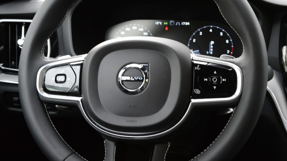 Volvo S60 T5
