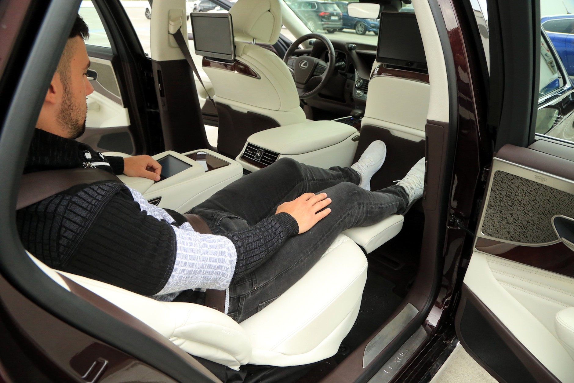 Lexus LS 500 Omotenashi