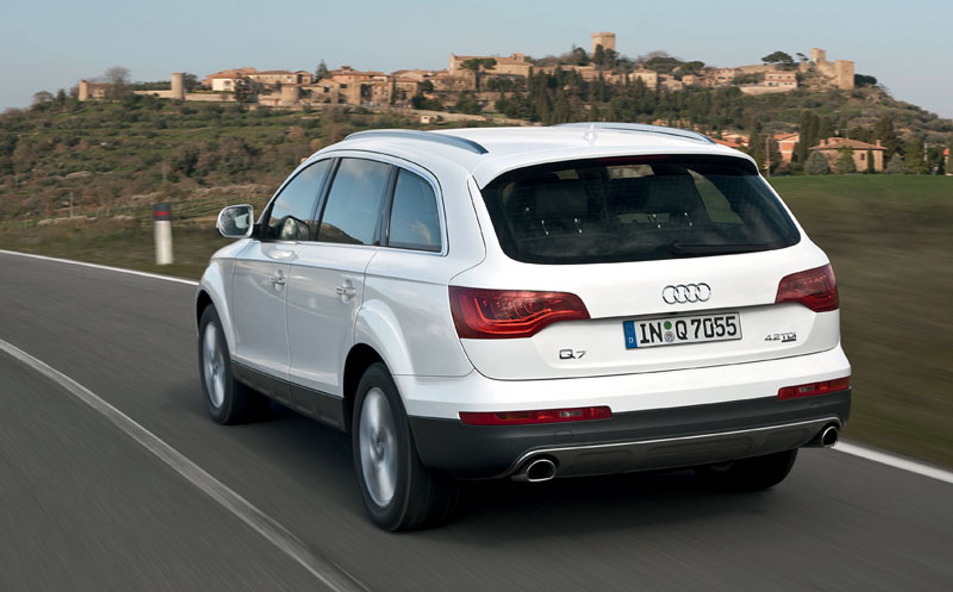 Audi Q7: facelifting i mniejsze zużycia paliwa (fotogaleria)