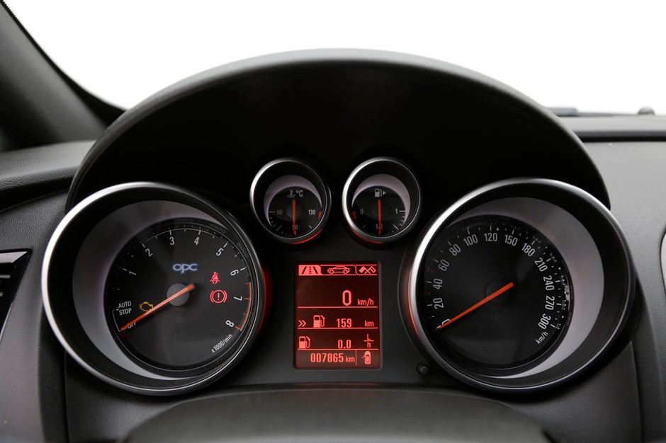 Opel Astra OPC