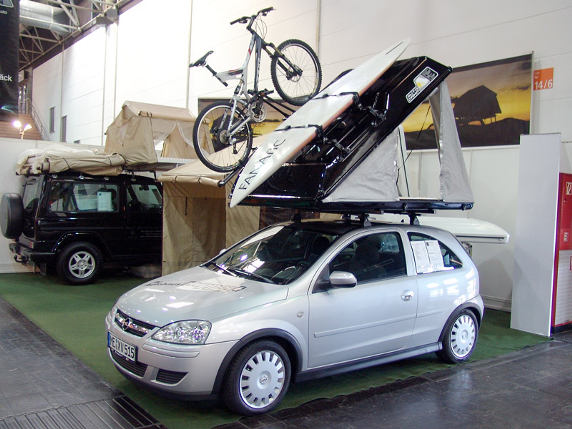 Caravan Salon Düsseldorf 2007: Caddy Life i moda na nowy sezon (fotogaleria)