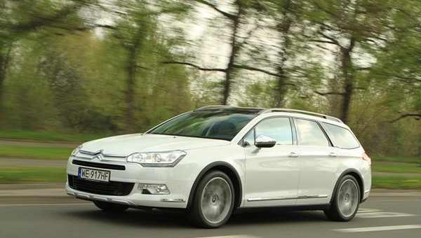 C5 Cross Tourer: Citroen na bezdroża?