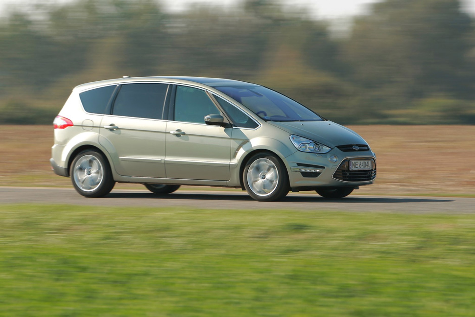Ford S-Max kontra Seat Altea XL: co wybrać, vana na sportowo czy po hiszpańsku?