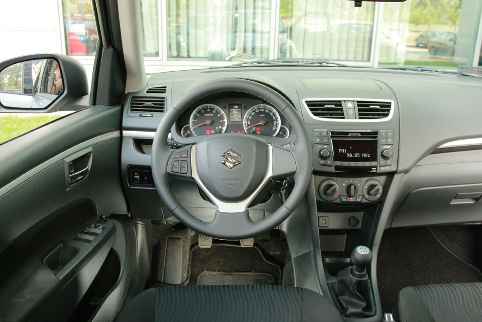 Suzuki Swift 1.2 Premium: Stylistyczne deja vu