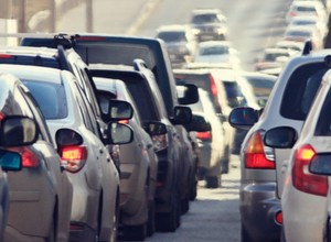 Ile kosztuje ubezpieczenie elektryka? Ceny AC mogą zawrócić w głowie. Wyjaśniamy dlaczego