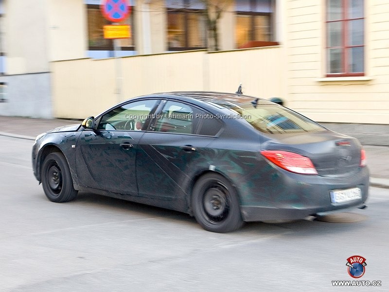 Zdjęcia szpiegowskie: Opel insignia podczas testów w Szwecji