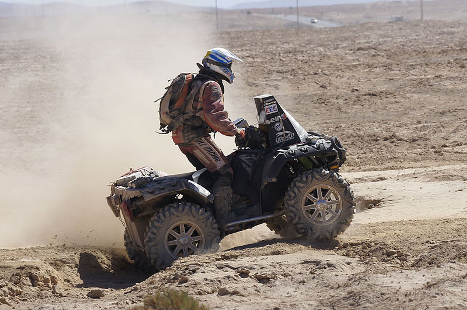 Rajd Dakar 2010: Przygoński goni najlepszych, pech Hołowczyca (9. etap na żywo, wyniki, foto)