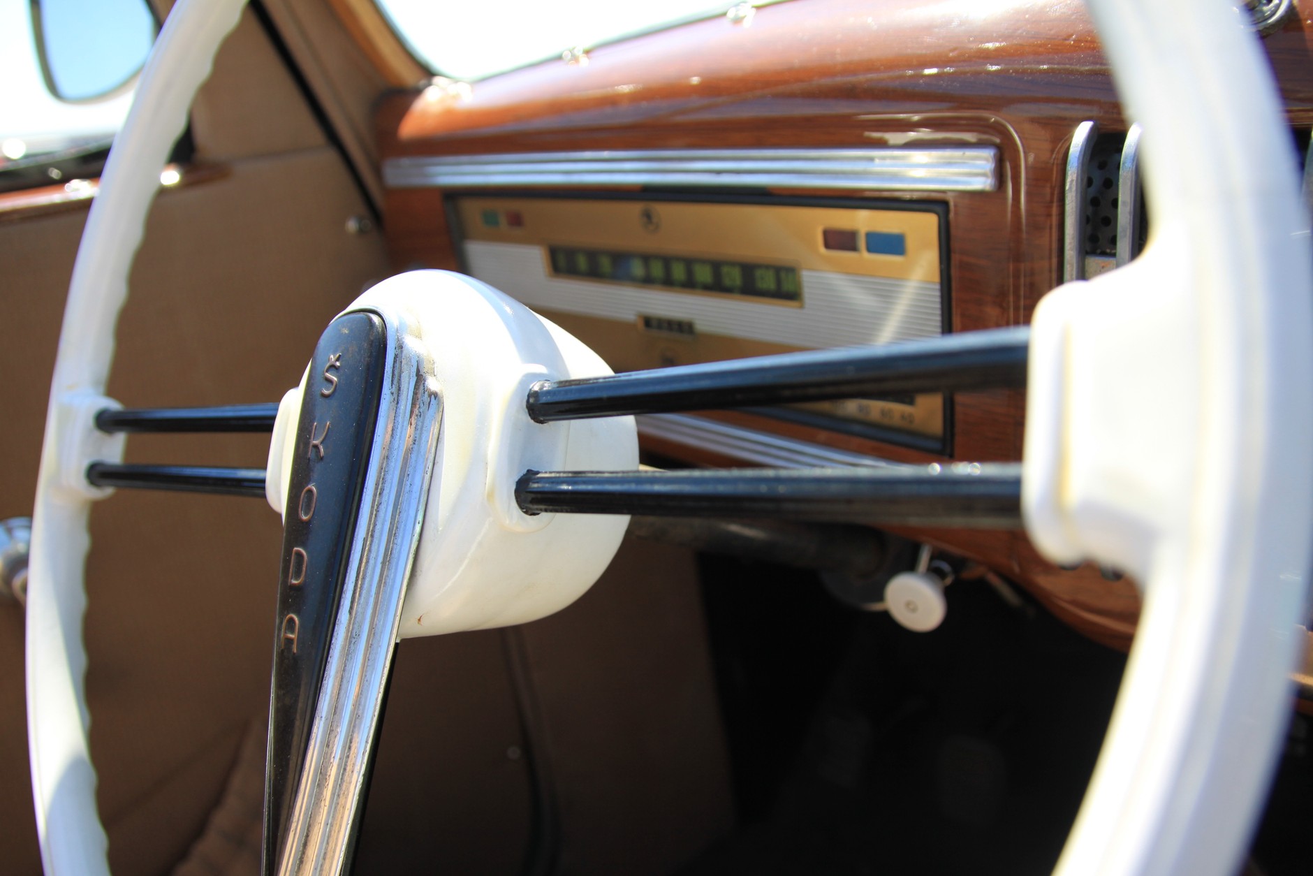 Skoda 1101/1102 Tudor "Półkabriolet"