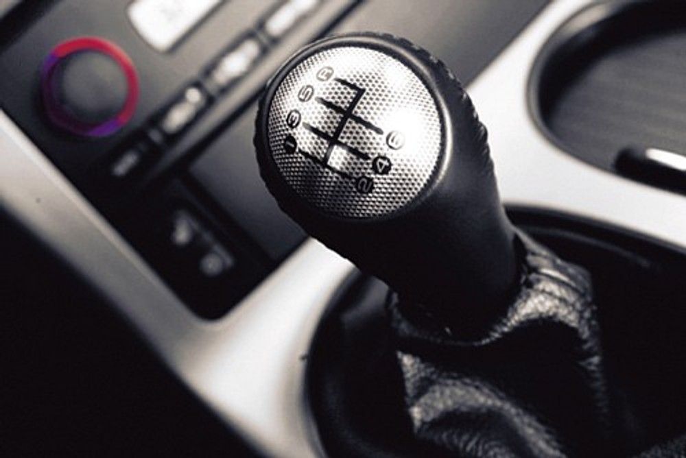 Chevrolet Corvette vs. Porshe Carrera 911 - Diabelsko wściekłe bolidy