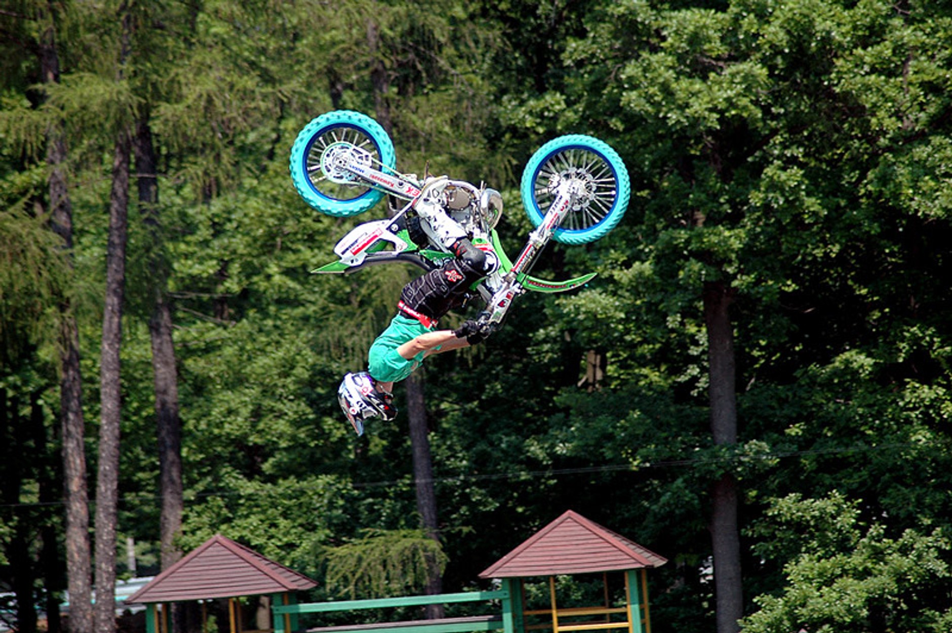 Dzień Kawasaki: tragiczny koniec małej ZX-6R Ninja (+ duża fotogaleria)