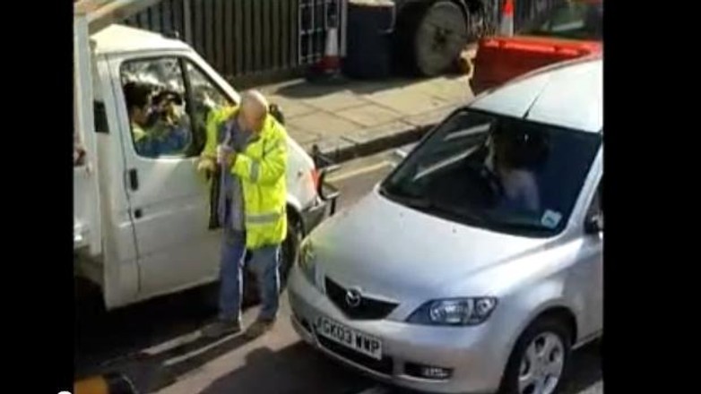 Kto powiedział że kobieta nie umie parkować?