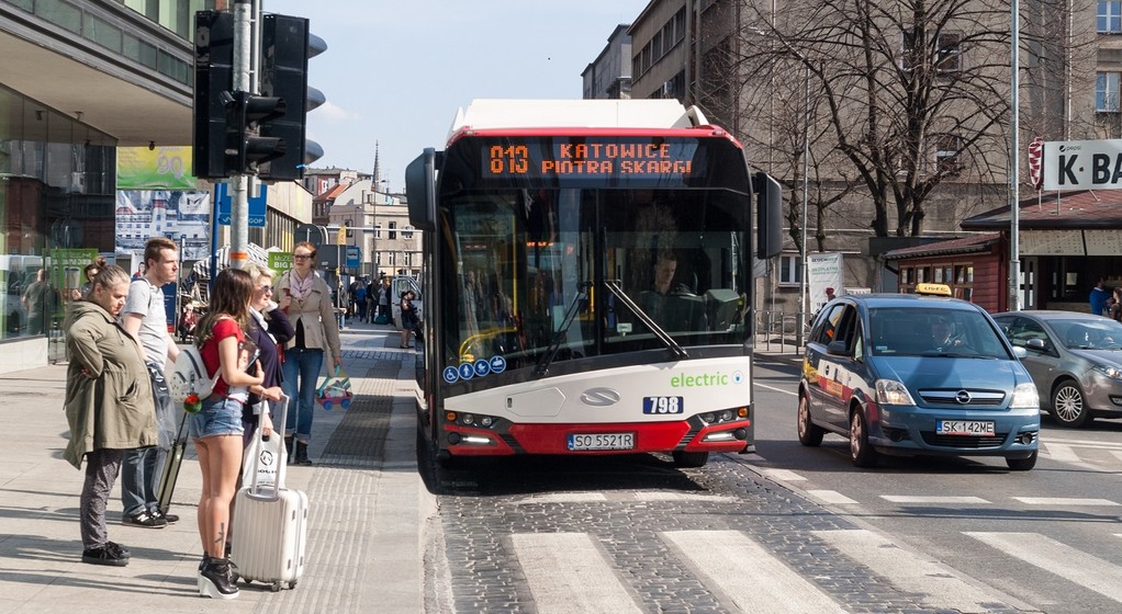 Afera autobusowa na Śląsku. UOKiK podejrzewa zmowę - zdjęcie ilustracyjne