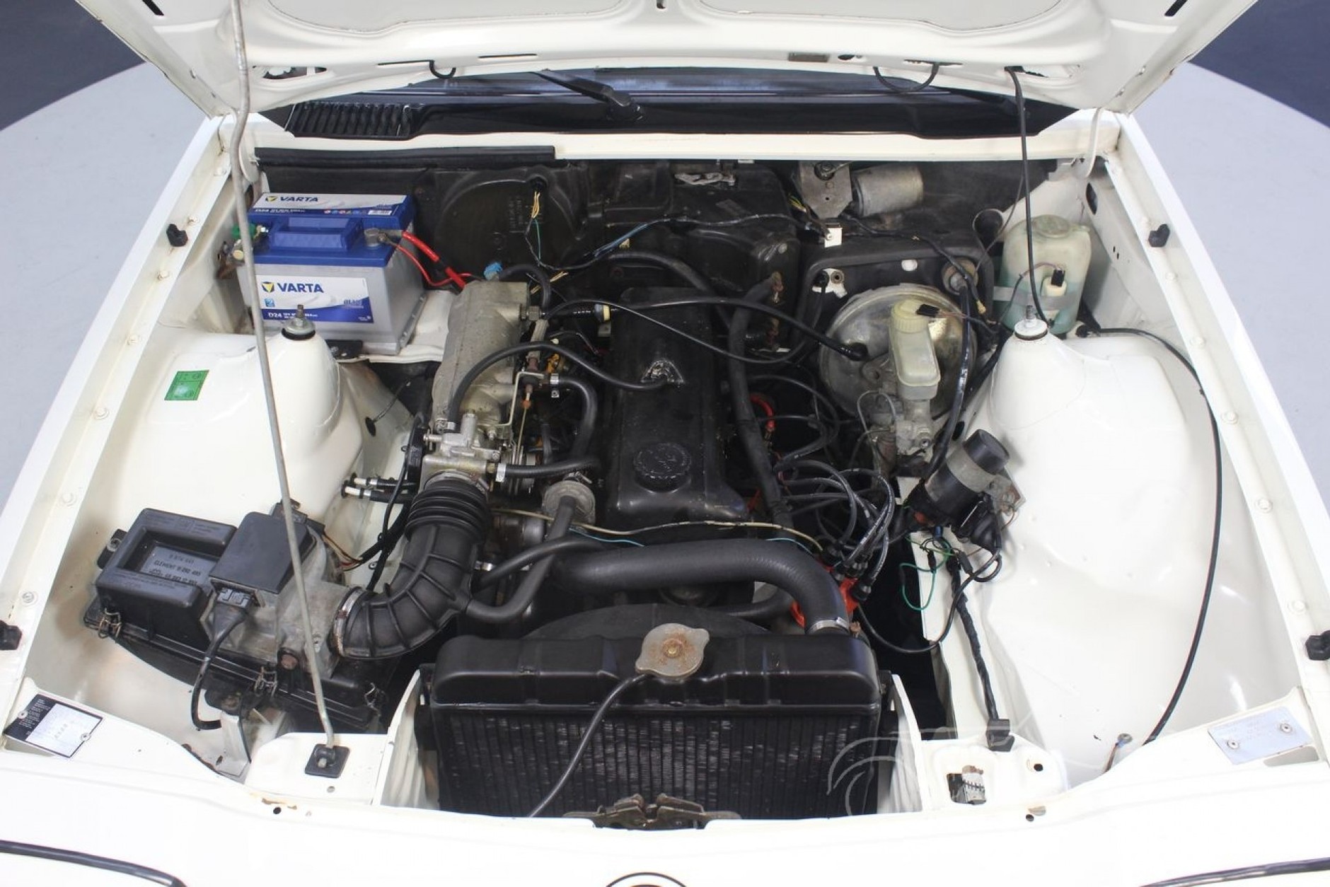 Opel Manta GSi – wymarzona wersja w stanie, jak nowa