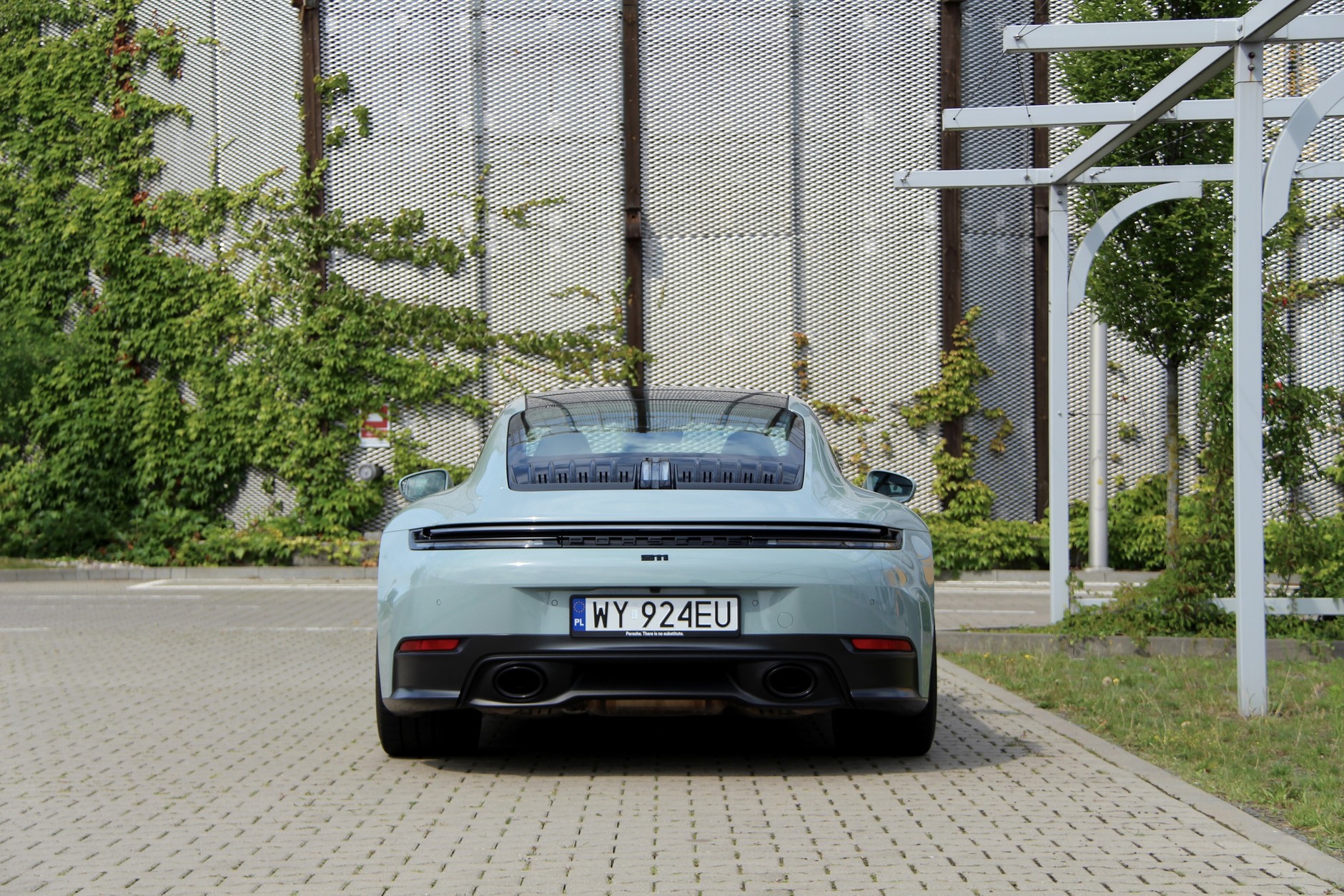 Porsche 911 Carrera (992.2)