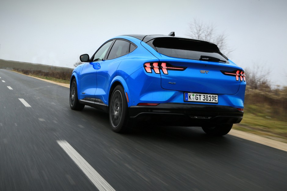 Ford Mustang Mach-E GT 2021 I