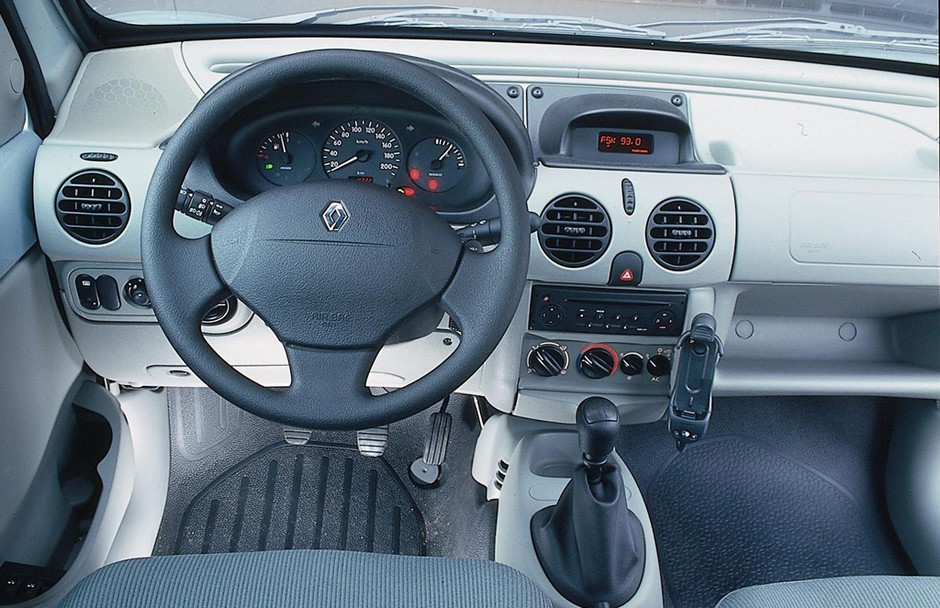 Vany do zadań specjalnych - Mercedes Vaneo kontra Citroen Berlingo i Renault Kangoo