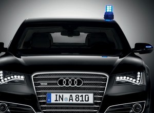 Pancerne Audi A8L W12 bardziej odporne na strzały