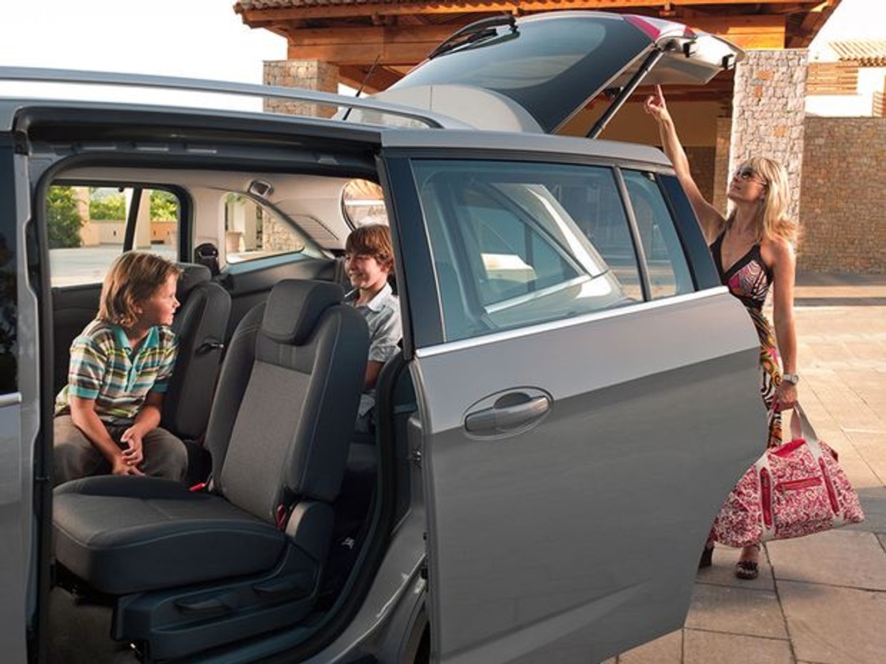 Do Polski wjeżdża Ford Grand C-Max