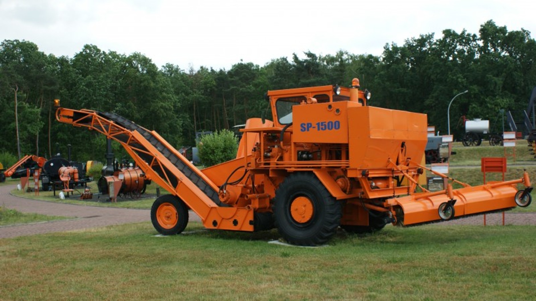 Historia maszyn drogowych.