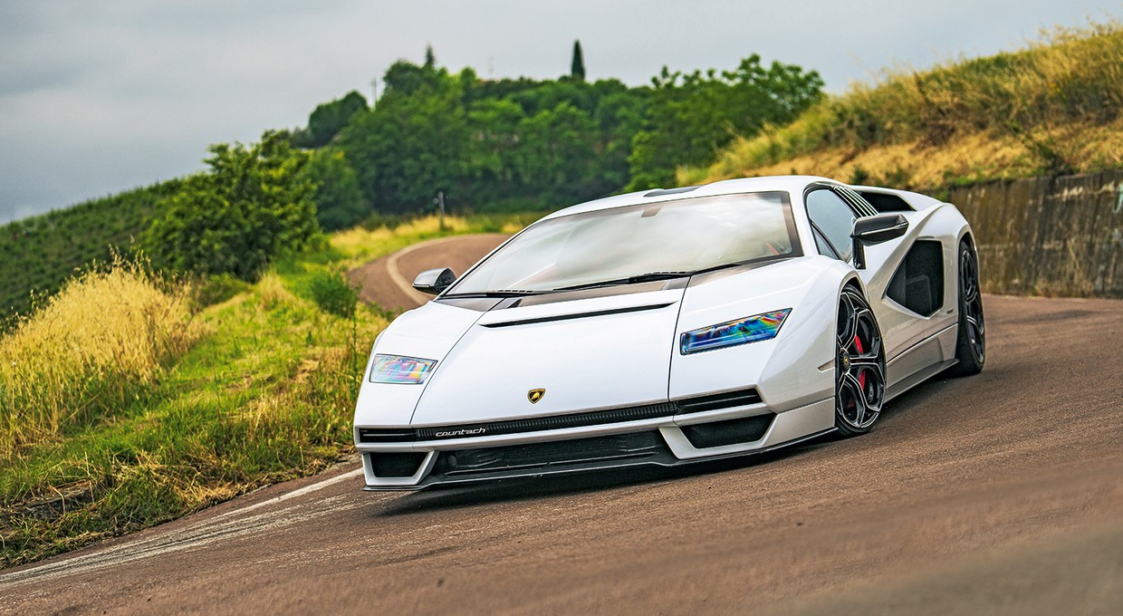Lamborghini Countach – rzadkie, drogie, emocjonujące. Jeździliśmy, jako jedni z nielicznych