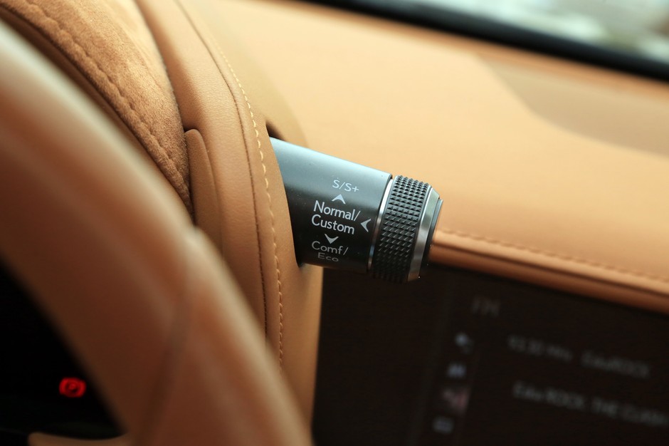 Lexus LC 500 Convertible (2021)