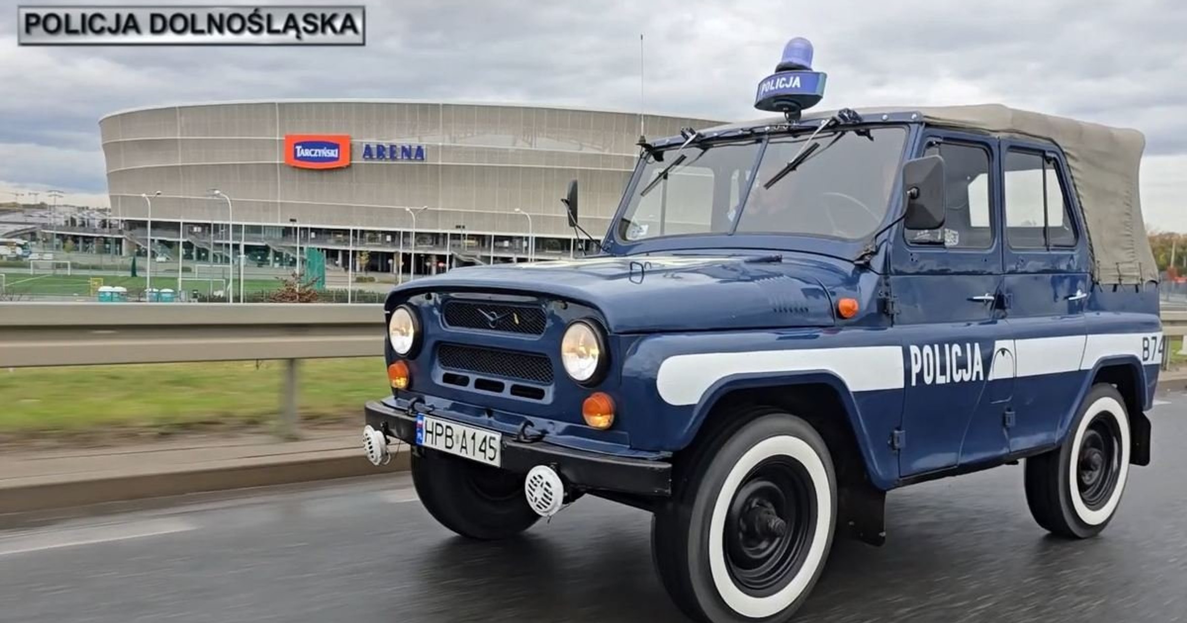 Policyjny UAZ 469B trafił do muzeum