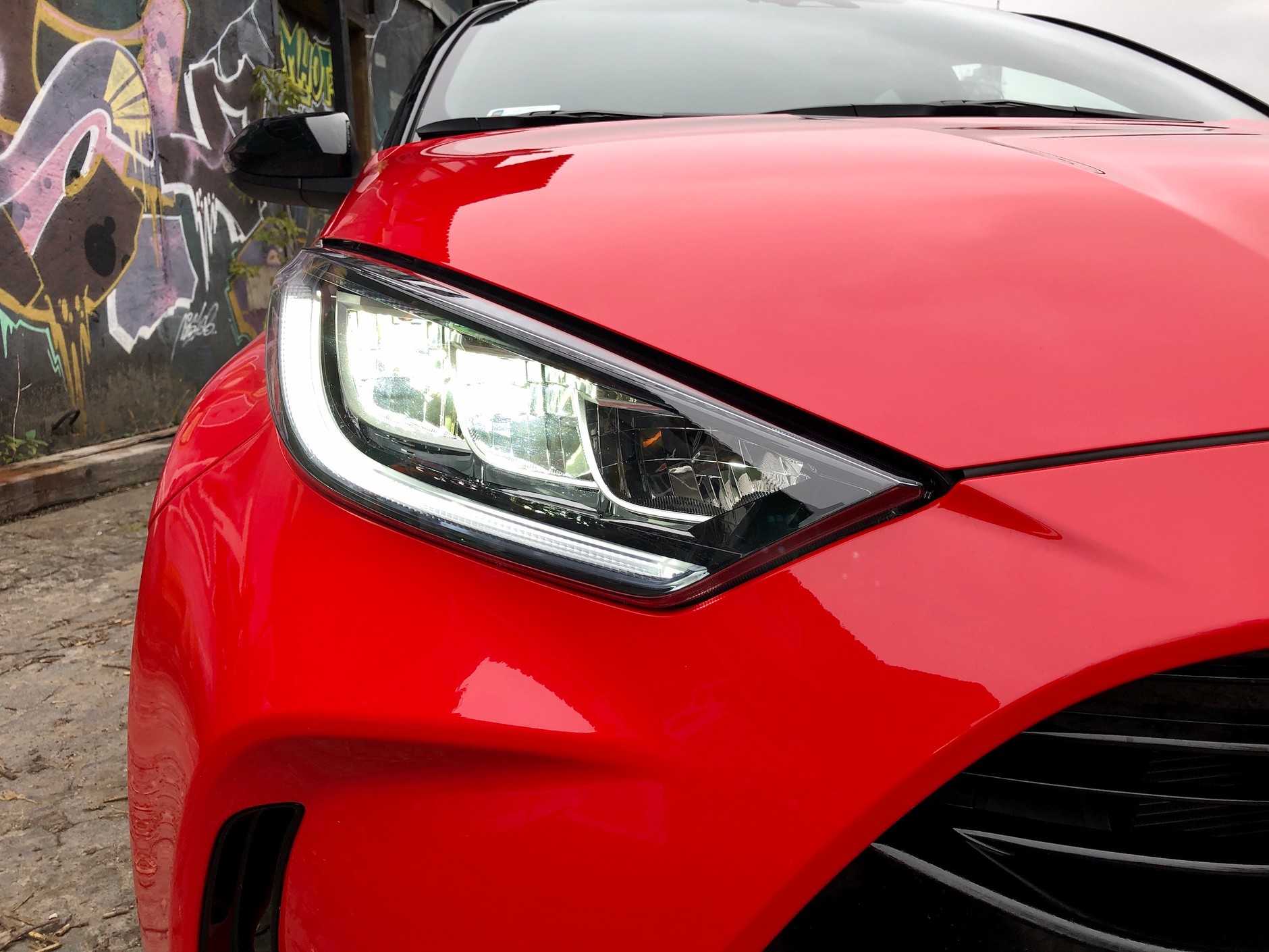 Nowa Toyota Yaris 1.5 Hybrid Premiere Edition