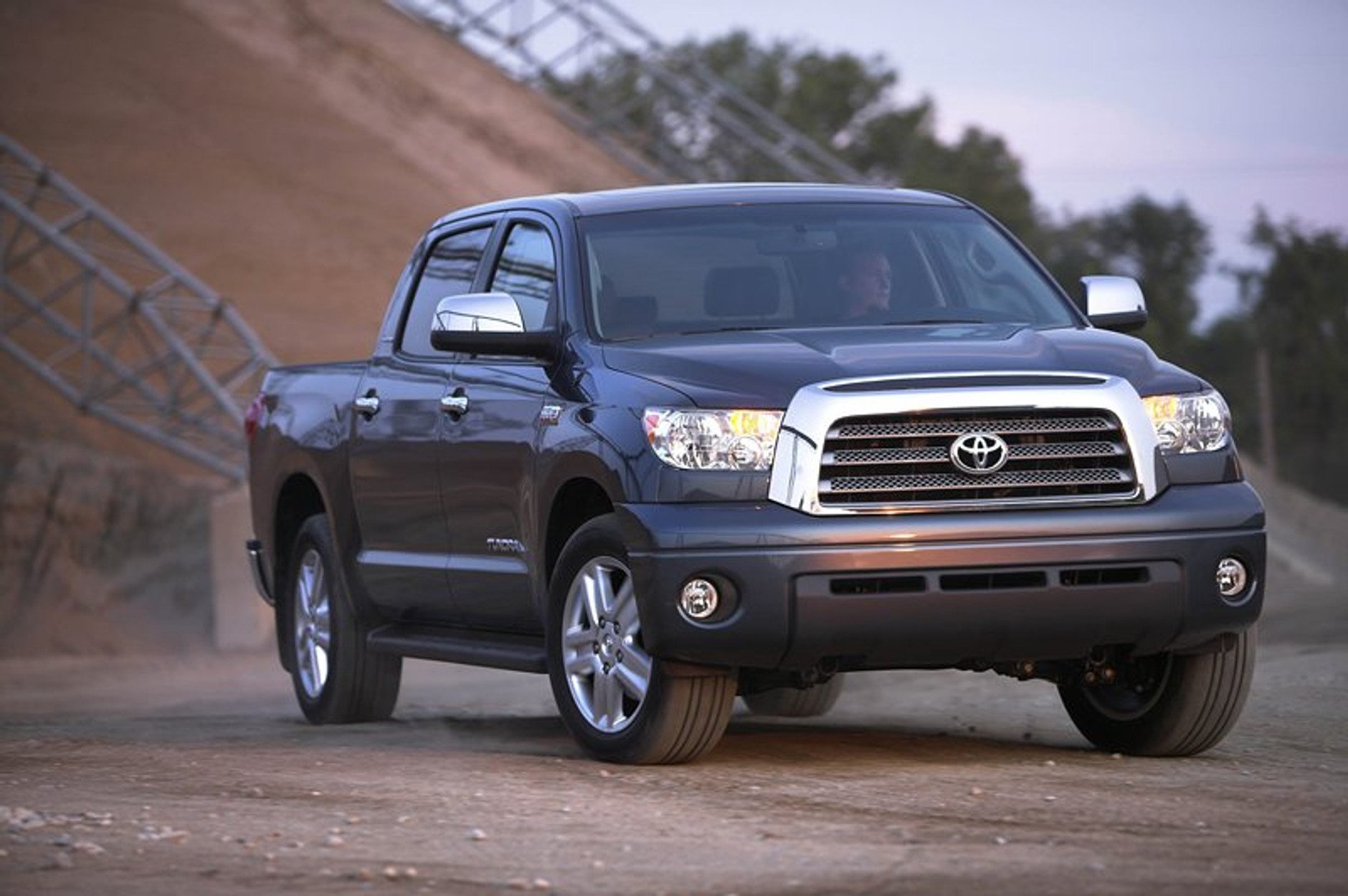 Detroit 2007: Toyota Tundra CrewMax – auto dla Shreka (video)